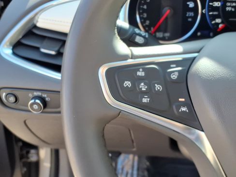Used 2024 Chevrolet Malibu LT FWD image 12