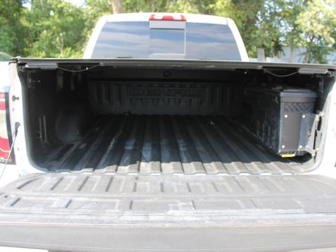 Used 2017 GMC Sierra 1500 Denali w/ Denali Ultimate Package AWD/4WD image 7