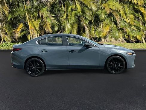 Used 2024 MAZDA MAZDA3 s image 4