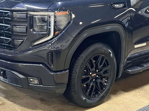 Used 2023 GMC Sierra 1500 Elevation image 7