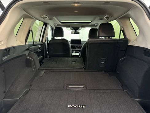 Certified 2024 Nissan Rogue Platinum w/ Platinum Premium Package image 33