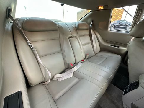 Used 1999 Cadillac Eldorado w/ Comfort/Convenience Pkg image 35