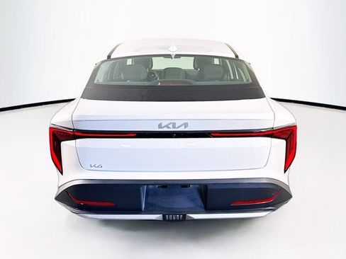 New 2026 Kia K4 FWD image 6