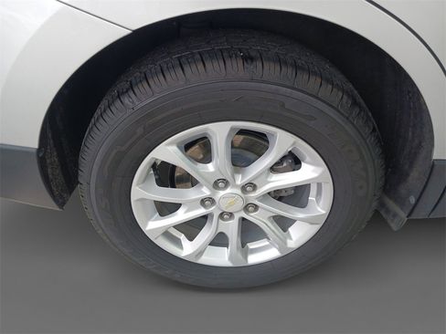 Used 2020 Chevrolet Equinox LT image 10