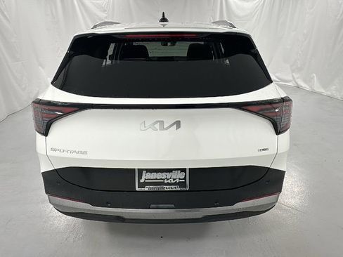 New 2026 Kia Sportage EX image 4