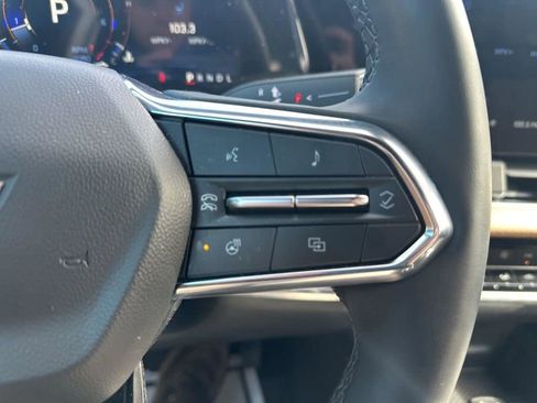 Used 2025 Chevrolet Equinox ACTIV w/ Convenience Package III image 27