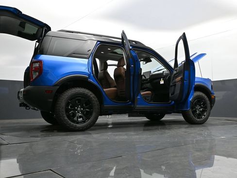 New 2025 Ford Bronco Sport Outer Banks w/ Sasquatch Outer Banks Package AWD/4WD image 33