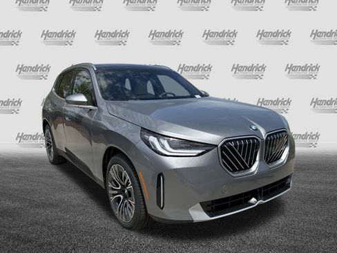 New 2026 BMW X3 xDrive30 w/ Premium Package AWD/4WD image 2