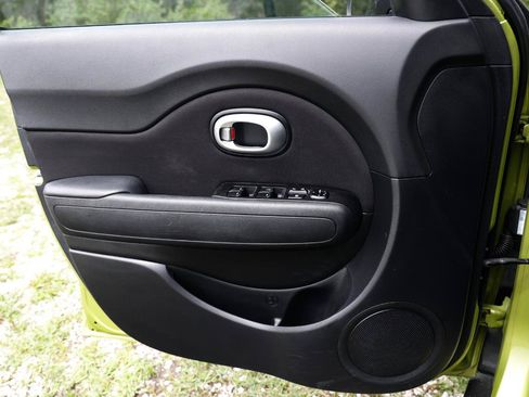 Used 2016 Kia Soul w/ Convenience Package FWD image 38