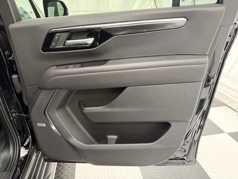 New 2025 Chevrolet Suburban RST w/ RST Capability Package image 28