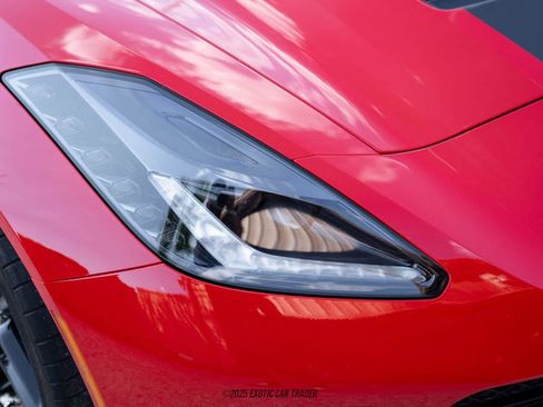 Used 2019 Chevrolet Corvette Stingray Coupe w/ Carbon Flash Badge Package image 81