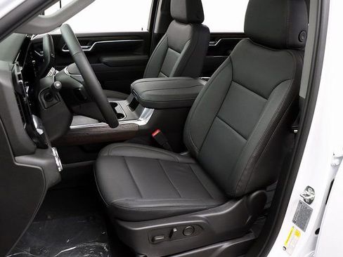 New 2026 GMC Sierra 2500 SLT w/ SLT Premium Package image 12