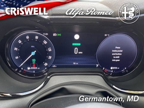 New 2024 Alfa Romeo Tonale Veloce image 25