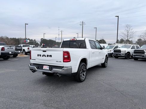 Used 2025 RAM 1500 Laramie AWD/4WD image 6