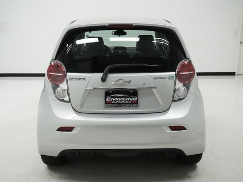 Used 2015 Chevrolet Spark LT image 5