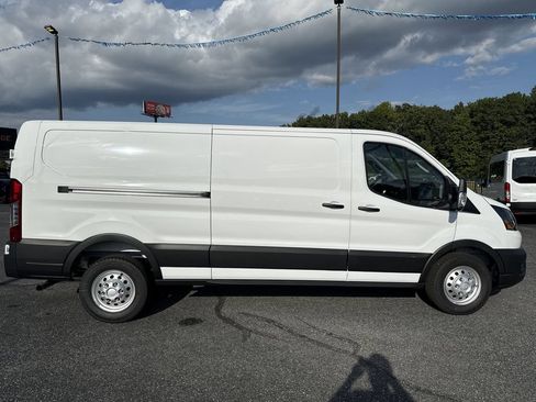 New 2025 Ford Transit 350 148 Low Roof AWD image 8