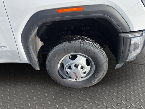 New 2025 GMC Sierra 3500 Pro w/ Convenience Package image 27