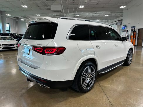 Used 2021 Mercedes-Benz GLS 450 4MATIC image 7
