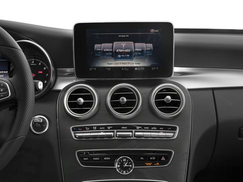 Used 2016 Mercedes-Benz C 300 4MATIC Sedan image 44