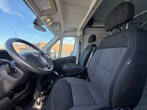 Used 2021 RAM ProMaster 2500 image 8