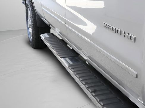 Used 2019 GMC Sierra 2500 SLT w/ Duramax Plus Package image 35