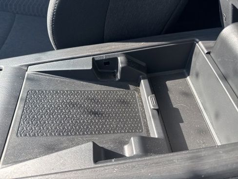 Used 2023 Nissan Ariya FWD image 13