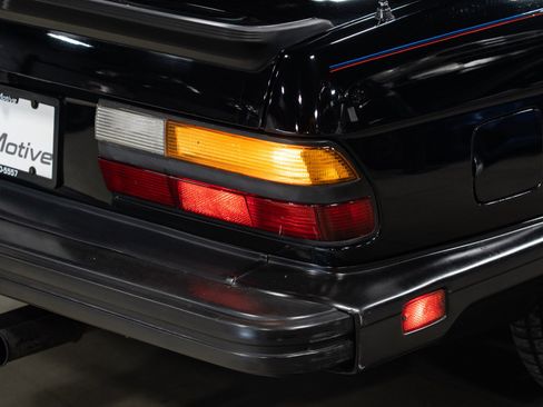 Used 1988 BMW M5 RWD image 18