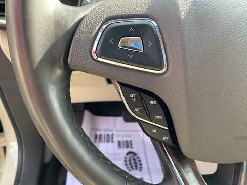 Used 2016 Lincoln MKX Select image 17