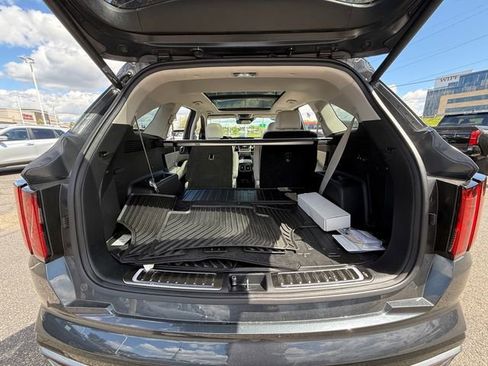 Used 2023 Kia Sorento SX AWD/4WD image 30