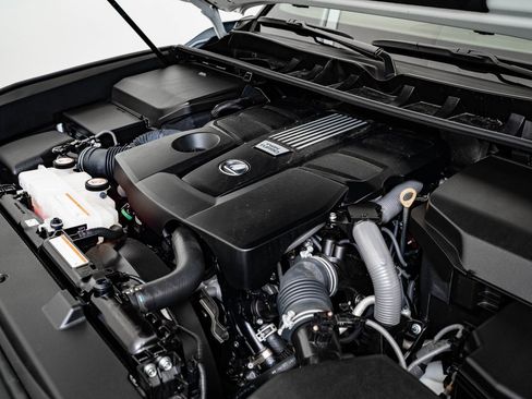 Used 2024 Lexus LX 600 4WD w/ Interior Upgrade Package image 50