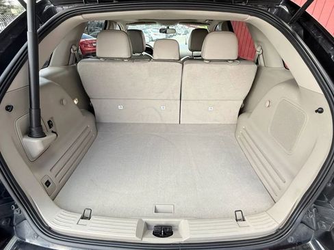 Used 2013 Lincoln MKX FWD image 6