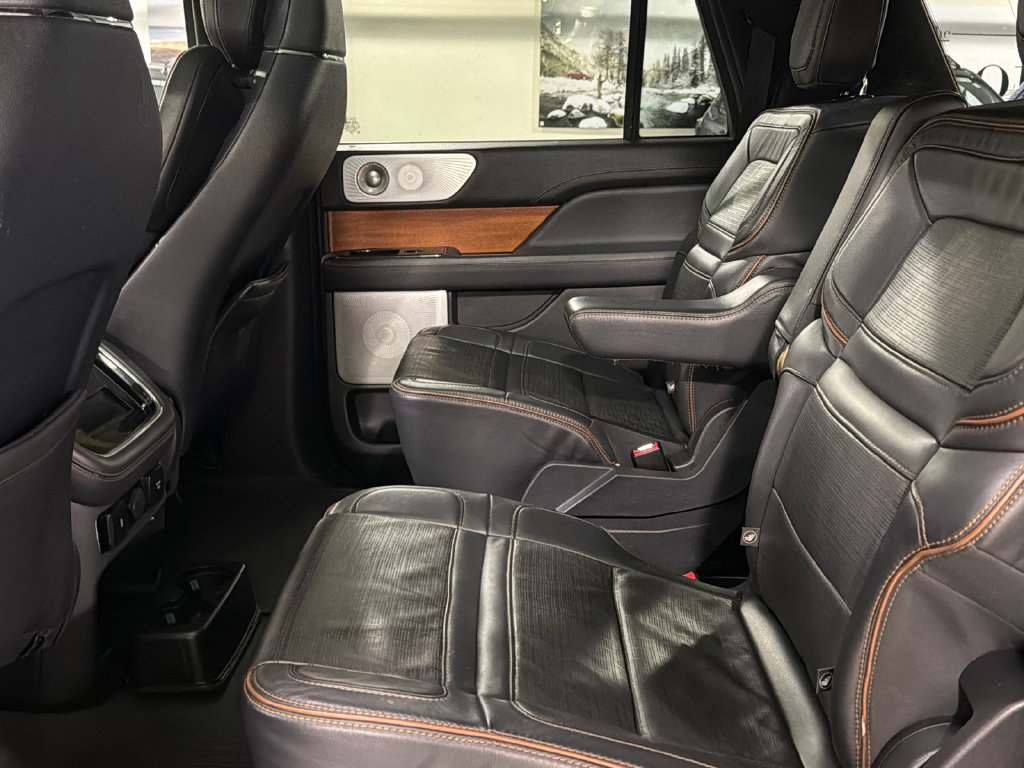 Used 2023 Lincoln Navigator L Black Label AWD/4WD image 23