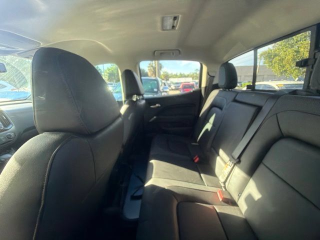 Used 2022 GMC Canyon AT4 w/ Trailering Package AWD/4WD image 4