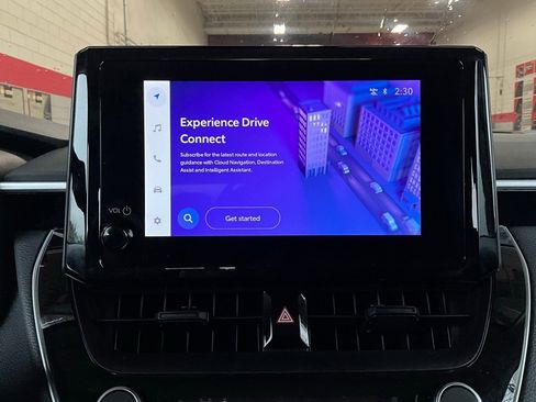 Used 2025 Toyota Corolla LE image 25