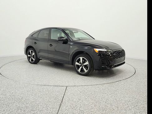 Used 2023 Audi Q5 2.0T Premium Plus w/ Premium Plus Package image 3
