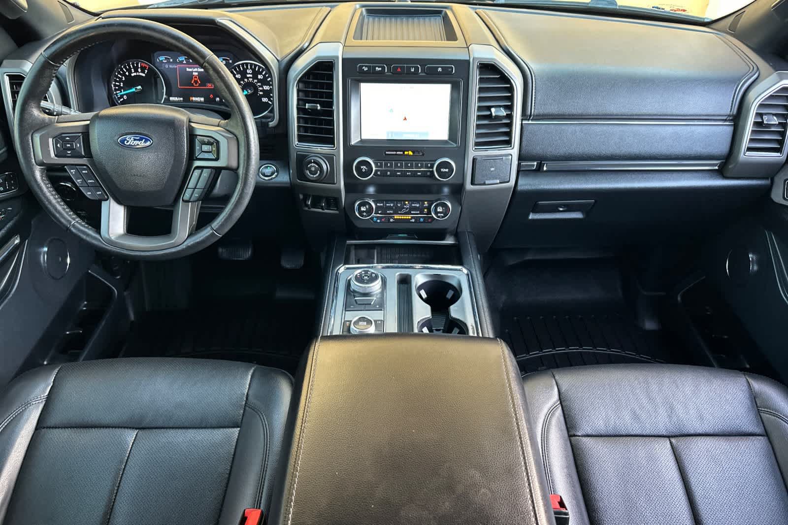 Used 2020 Ford Expedition XLT w/ Equipment Group 202A AWD/4WD image 12