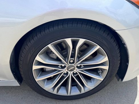 Used 2016 Hyundai Genesis 3.8 w/ Option Group 02 RWD image 5