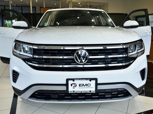 Used 2022 Volkswagen Atlas SE w/ Panoramic Sunroof Package AWD/4WD image 2