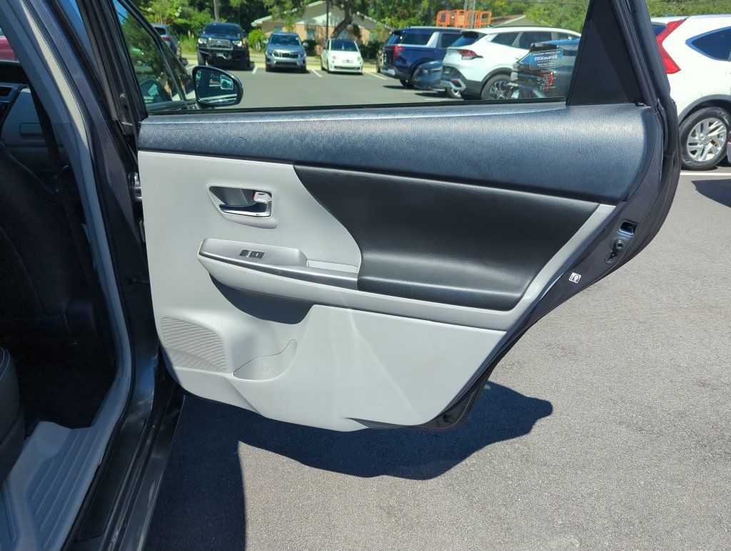 Used 2017 Toyota Prius V Two w/ Carpet Mat Package FWD image 30