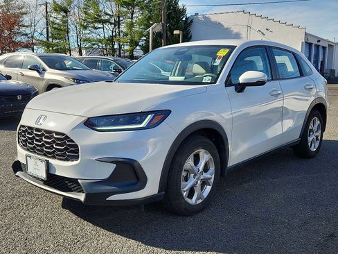 Certified 2023 Honda HR-V LX image 3