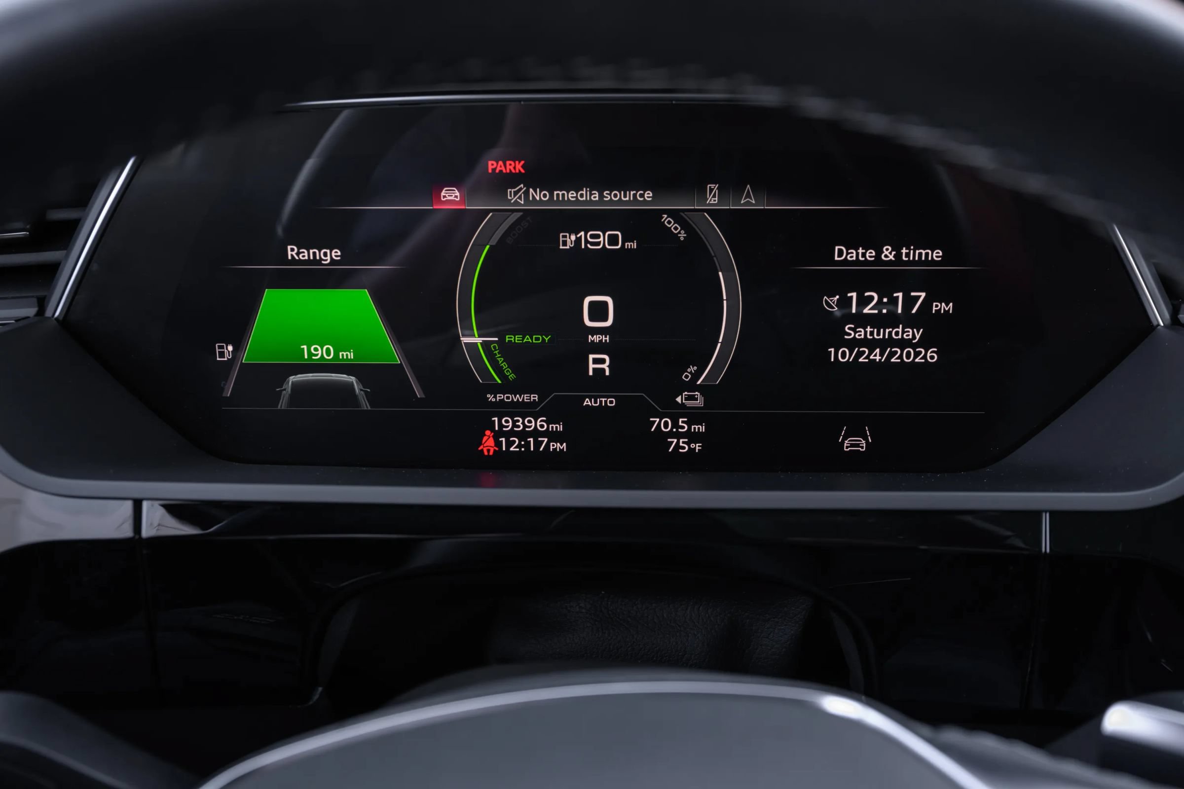 Used 2024 Audi Q8 e-tron Premium AWD/4WD image 36