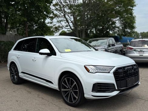 Used 2023 Audi Q7 3.0T Prestige w/ Prestige Package AWD/4WD image 8