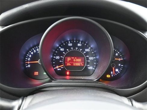 Used 2014 Kia Soul + image 28