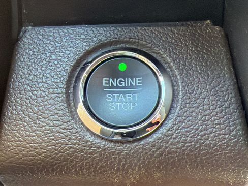 Used 2017 Ford F150 King Ranch w/ Equipment Group 601A Luxury AWD/4WD image 19