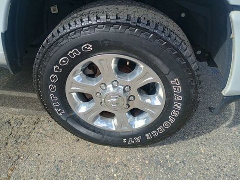 Used 2024 RAM 2500 Big Horn w/ Sport Appearance Package AWD/4WD image 10