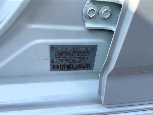 Used 2024 Nissan Sentra SR FWD image 32