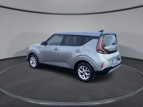 Used 2024 Kia Soul LX w/ Option Group 015 image 6