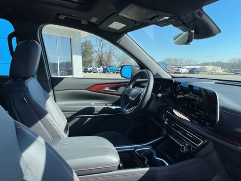 New 2026 Chevrolet Traverse Z71 w/ Driver Confidence Package image 30