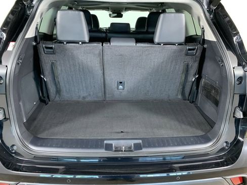 Used 2023 Toyota Highlander Limited AWD/4WD image 13