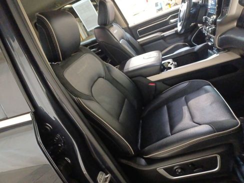 Used 2019 RAM 1500 Laramie image 25